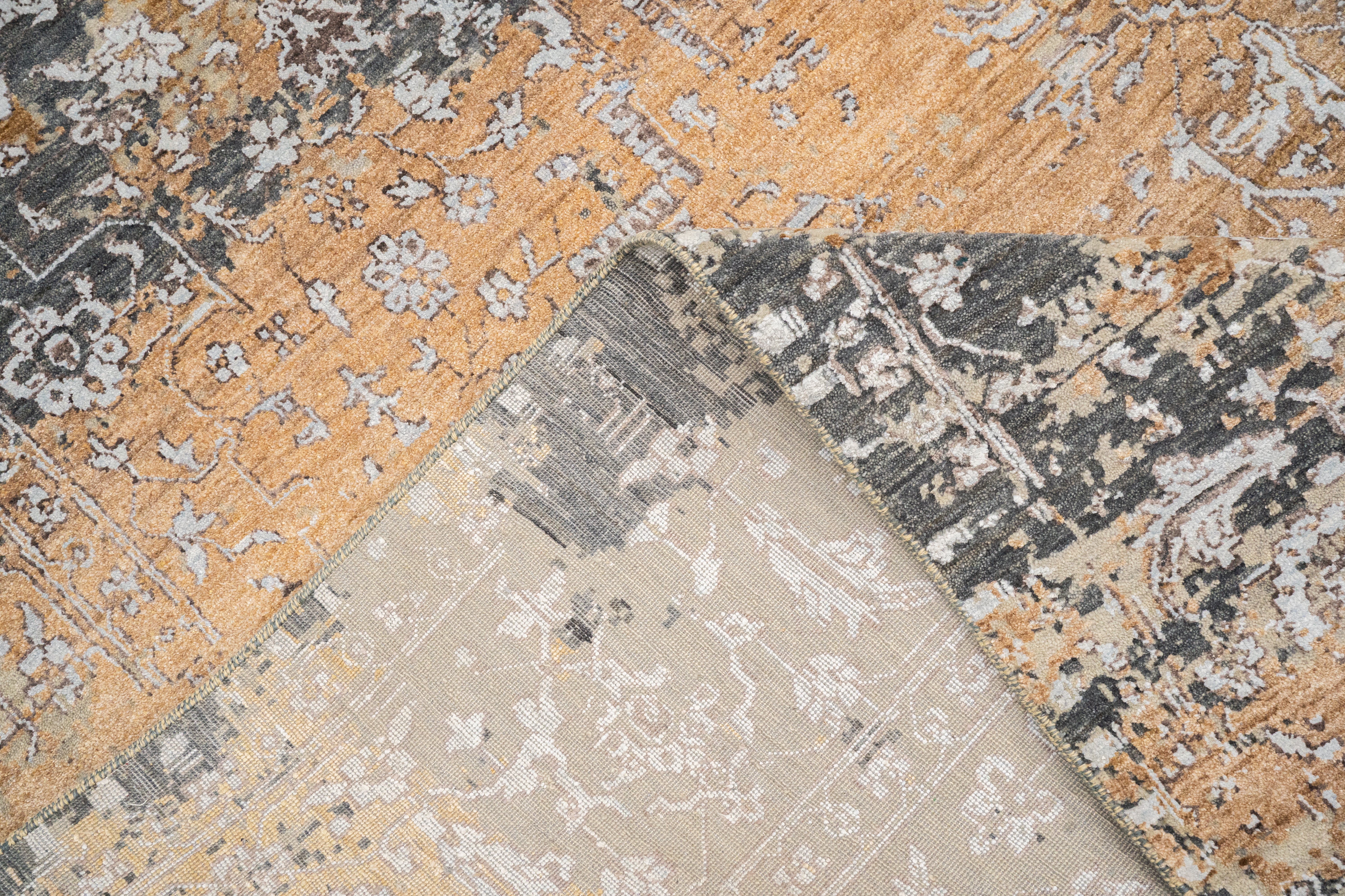 Handknotted Carpet DIA: 023 SERAPI, Dark Vanilla, Dim Gray & Deer